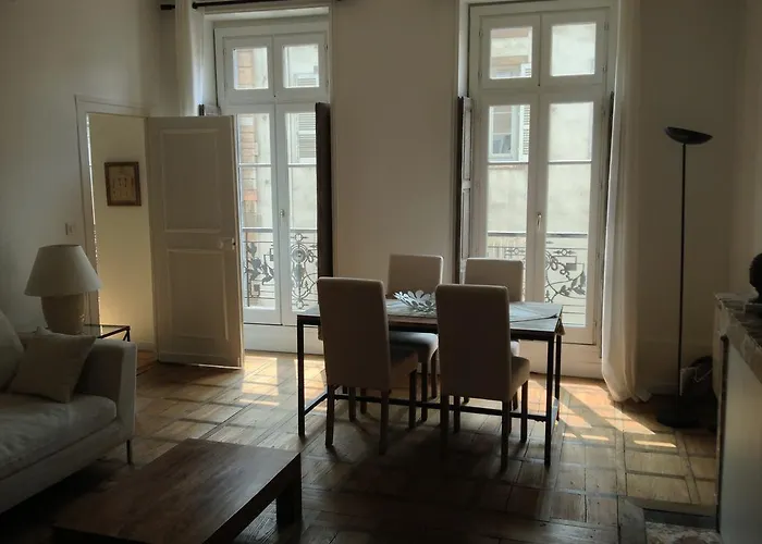 Pat & Co Apartment *